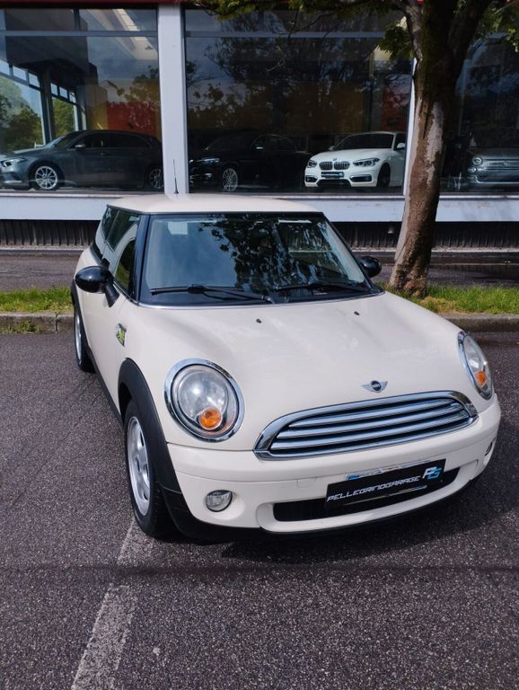 Mini One 2010