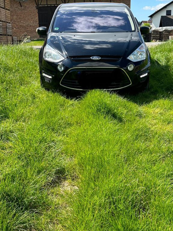 Ford S-Max 2012