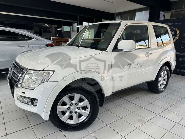 Mitsubishi Pajero 2016