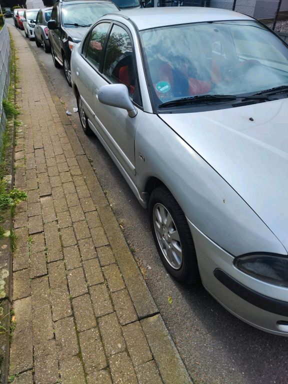 Mitsubishi Carisma 2002