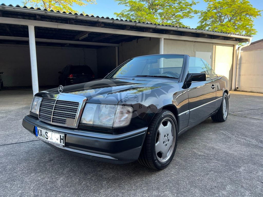 Mercedes-Benz CE 300 1993