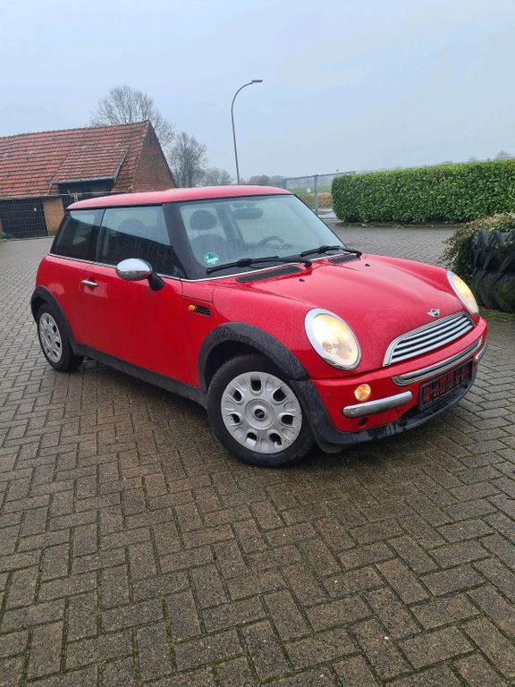 Mini One 2004