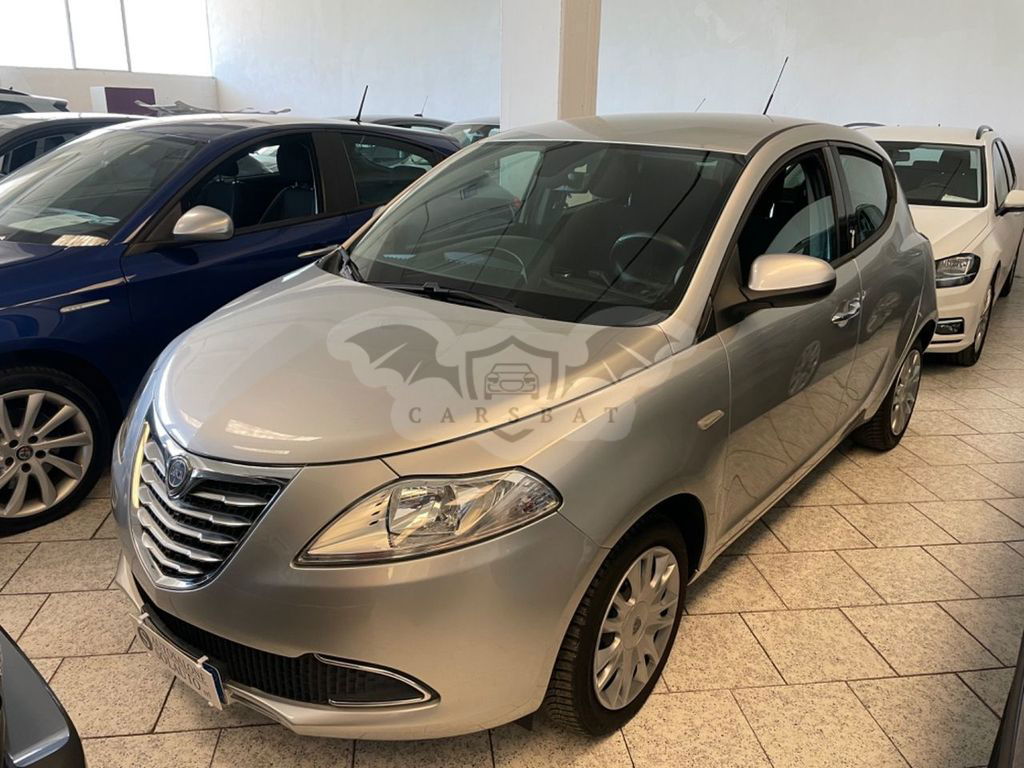 Lancia Ypsilon 2014