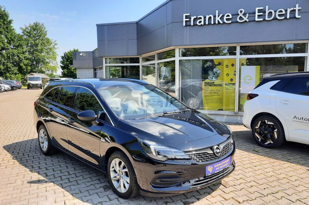 Opel Astra 2021
