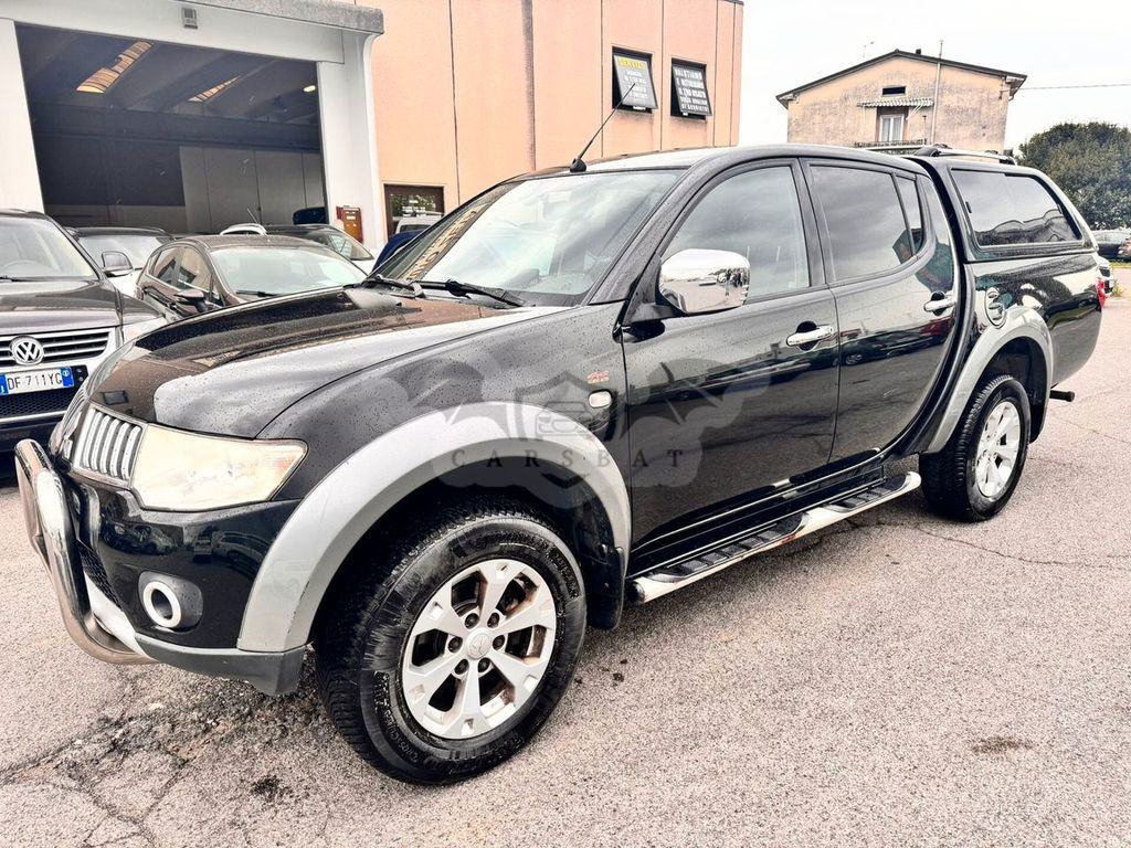 Mitsubishi L200 2011