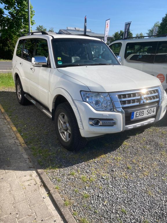 Mitsubishi Pajero 2015