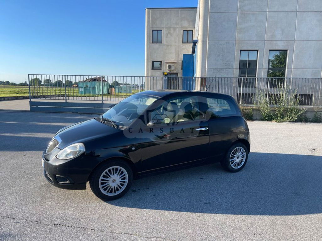 Lancia Ypsilon 2008