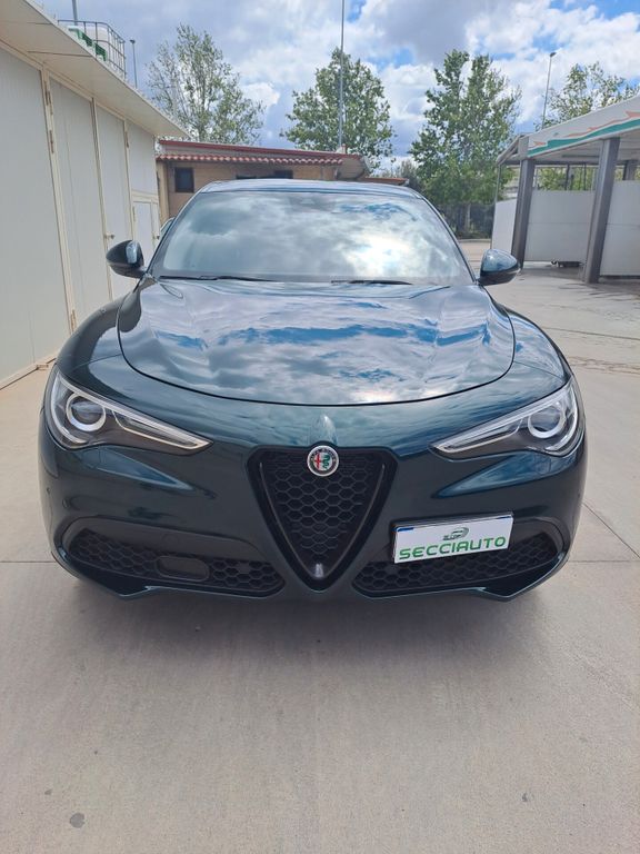 Alfa Romeo Stelvio 2021