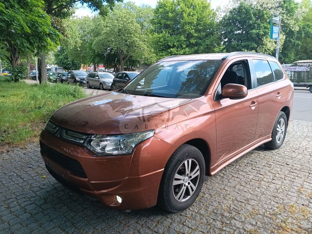 Mitsubishi Outlander 2013