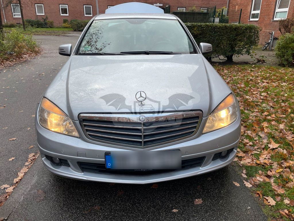 Mercedes-Benz V 220 2009