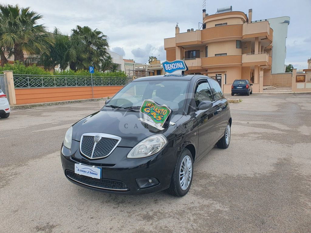 Lancia Ypsilon 2008