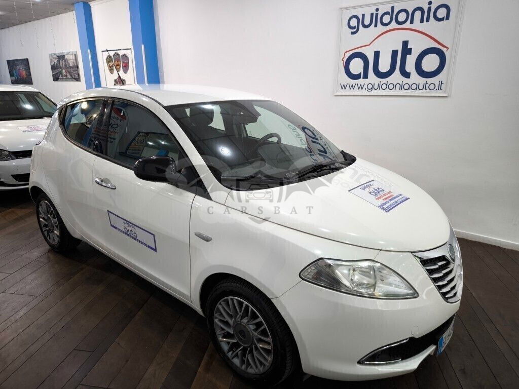 Lancia Ypsilon 2012
