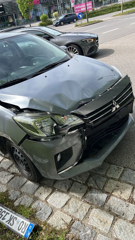 Mitsubishi Space Star 2021