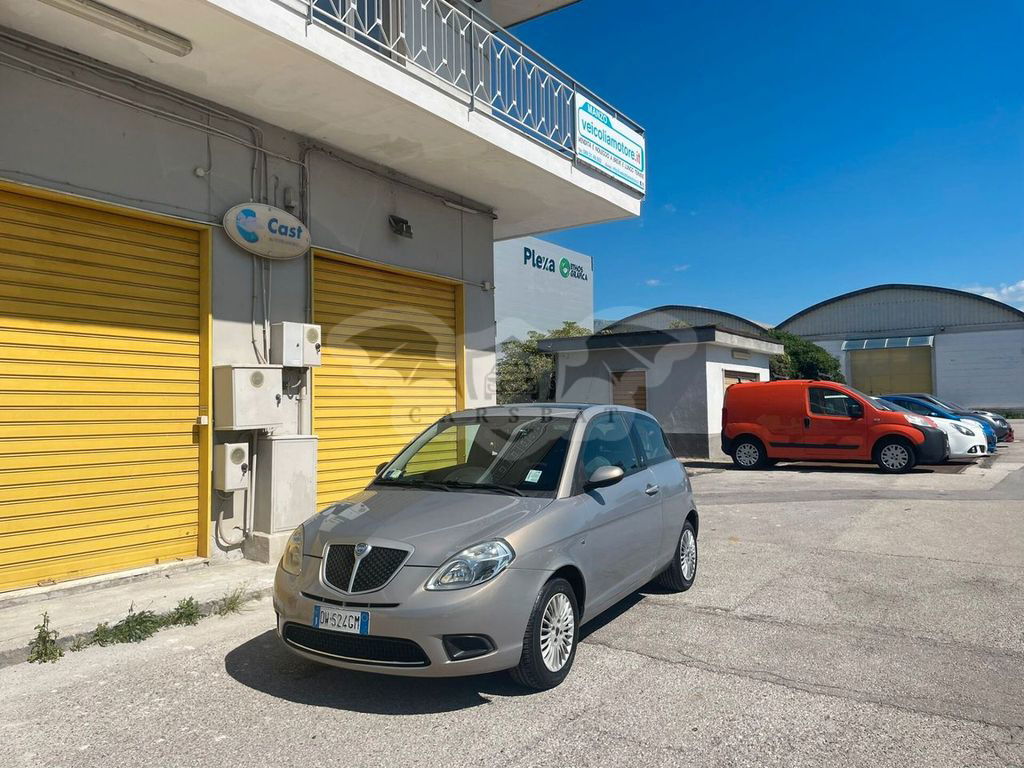 Lancia Ypsilon 2008