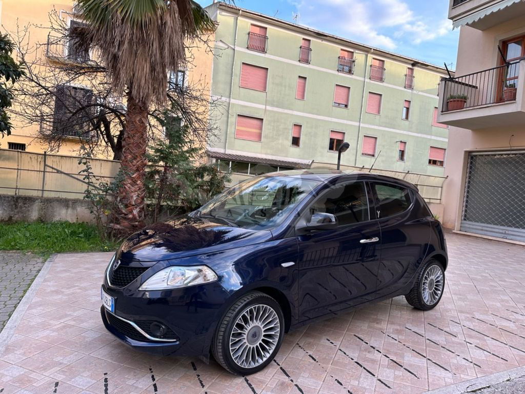 Lancia Ypsilon 2017