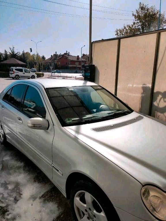 Mercedes-Benz 250 2005