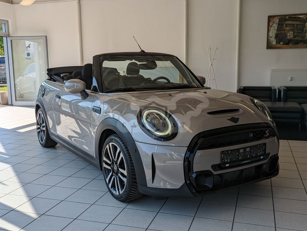 Mini Cabrio 2023