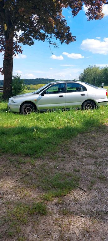 Mitsubishi Carisma 1997