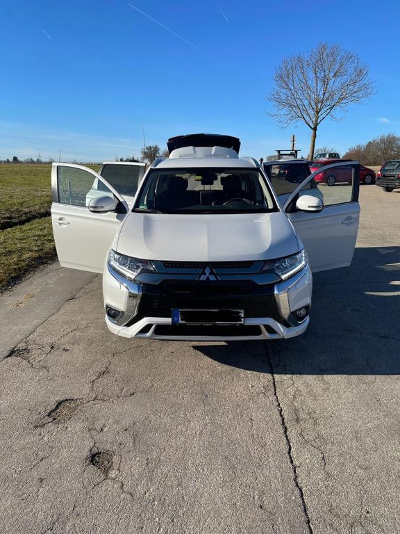 Mitsubishi Outlander 2021