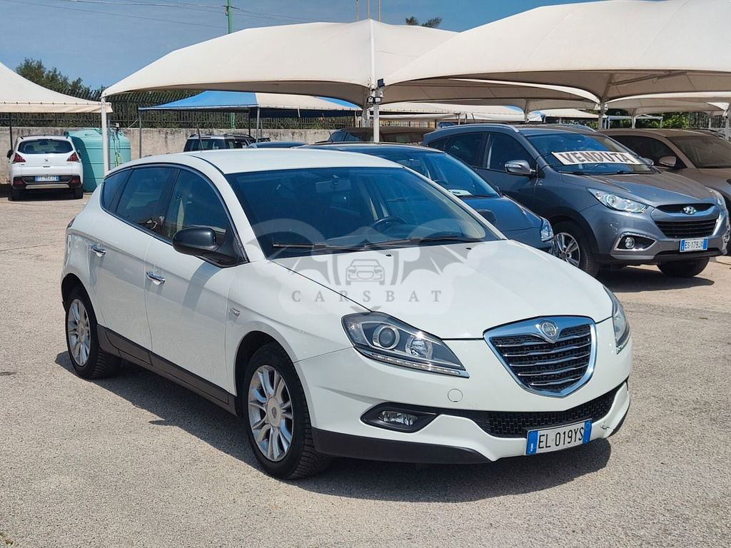 Lancia Delta 2012