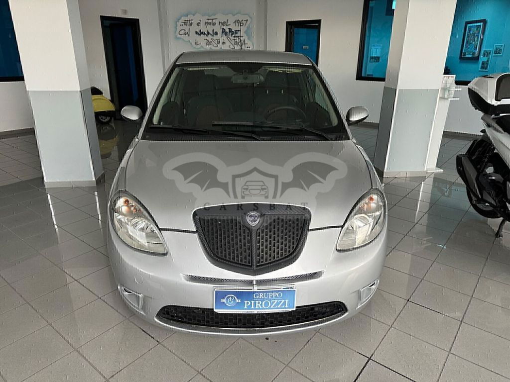 Lancia Ypsilon 2008