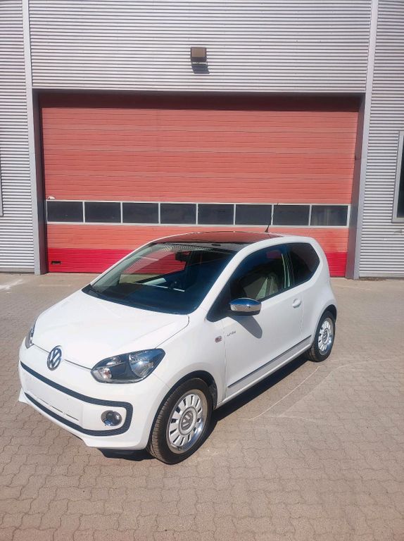 Volkswagen Up! 2012
