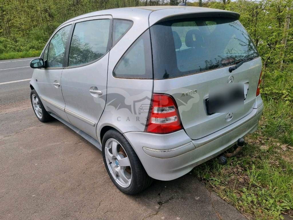 Mercedes-Benz V 200 2004
