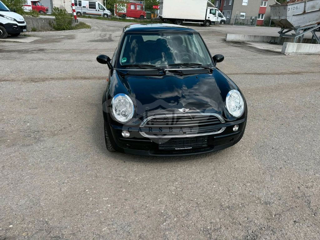 Mini One 2004
