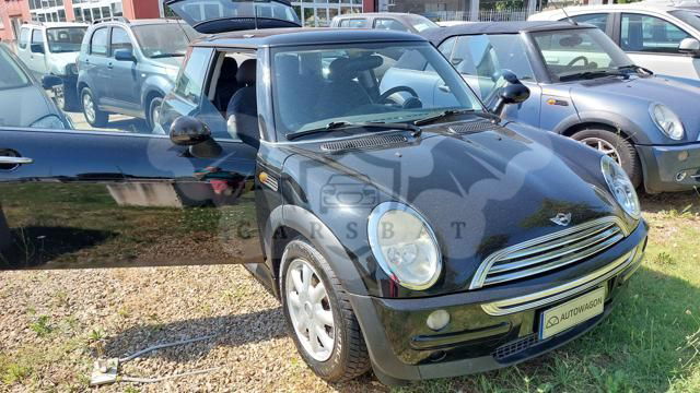 Mini One 2004