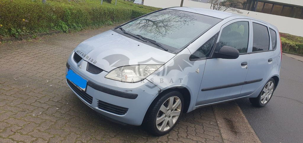 Mitsubishi Colt 2004