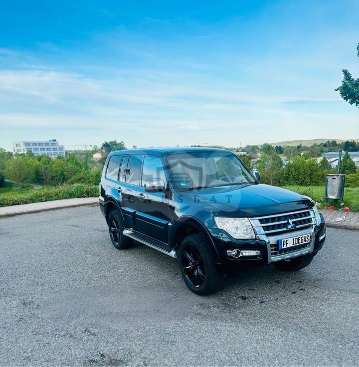 Mitsubishi Pajero 2015