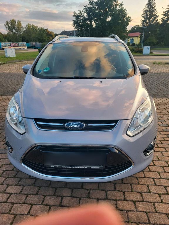 Ford Grand C-Max 2011