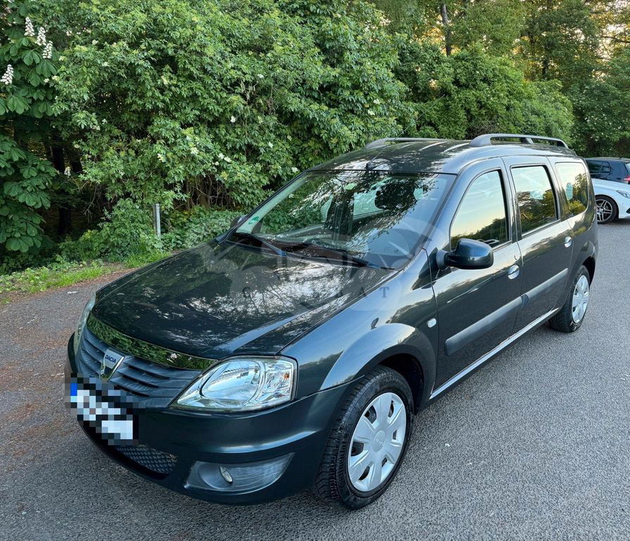 Dacia Logan 2011
