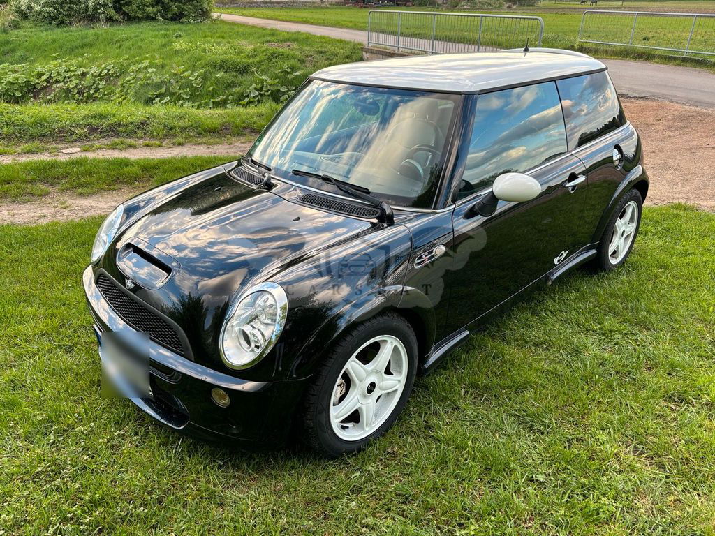 Mini John Cooper Works 2004