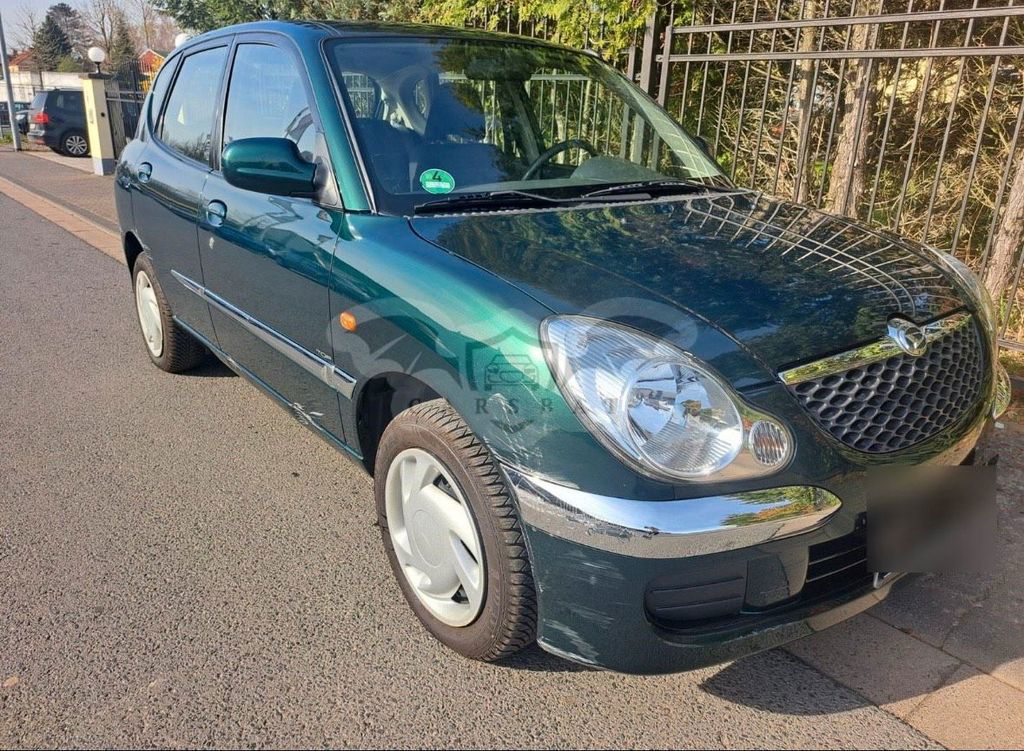 Daihatsu Sirion 2003