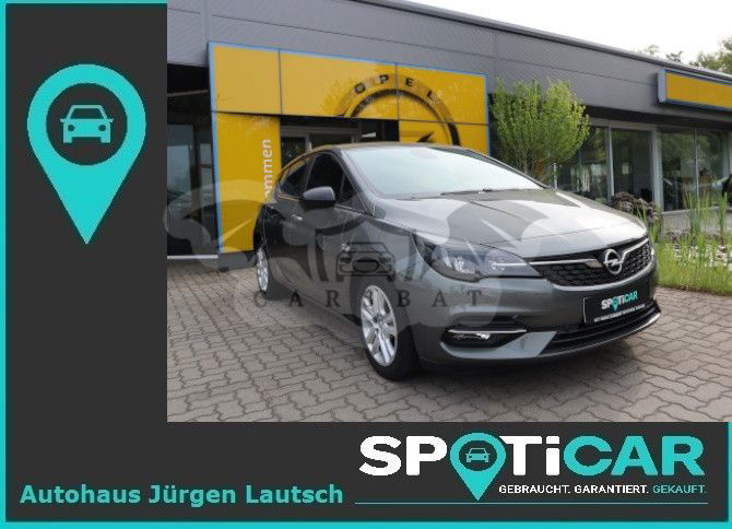 Opel Astra 2021