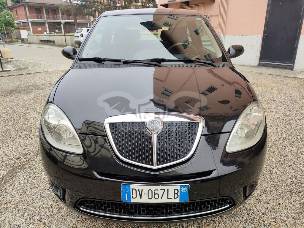 Lancia Ypsilon 2009