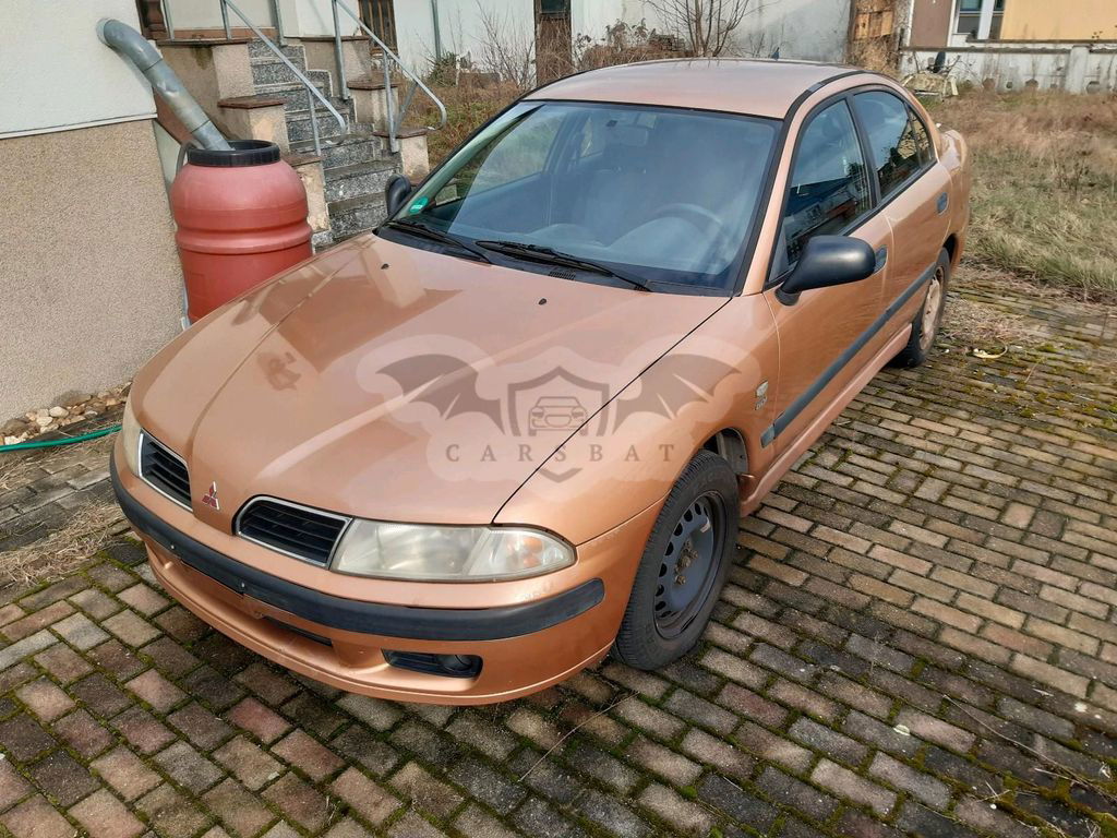 Mitsubishi Carisma 2020