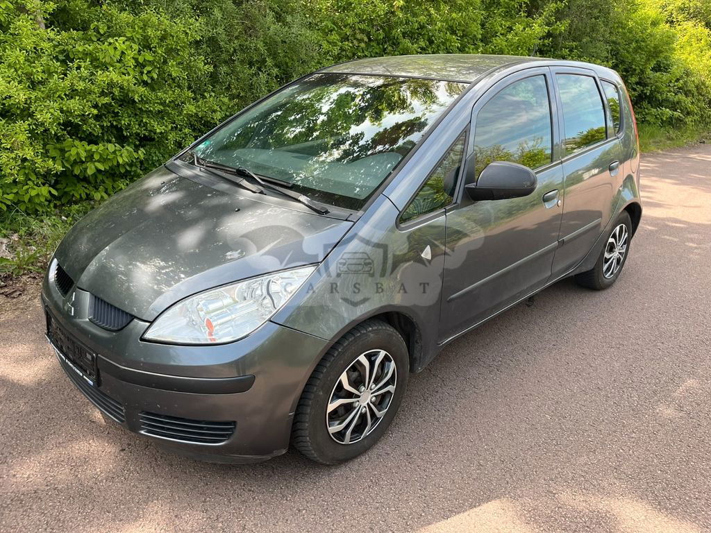 Mitsubishi Colt 2004