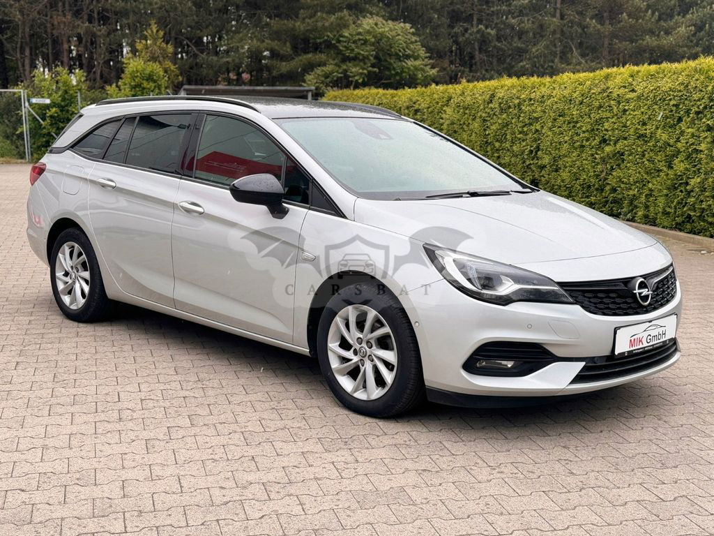 Opel Astra 2021