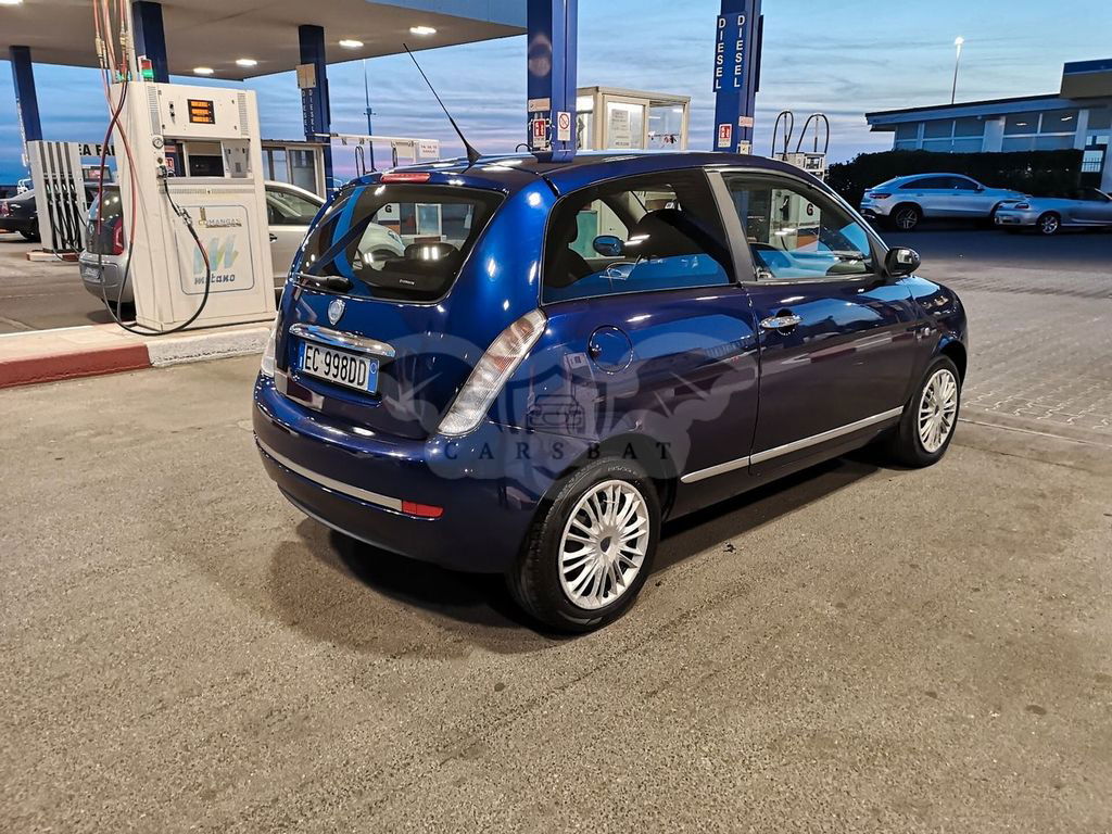 Lancia Ypsilon 2010