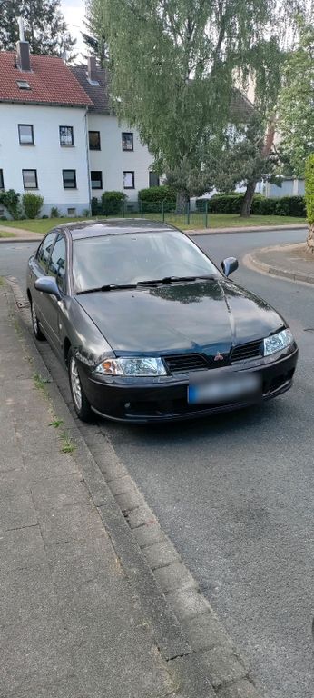 Mitsubishi Carisma 2004