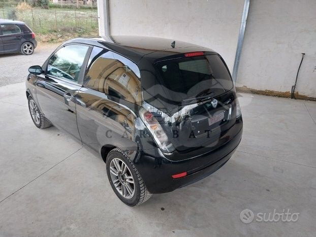 Lancia Ypsilon 2009