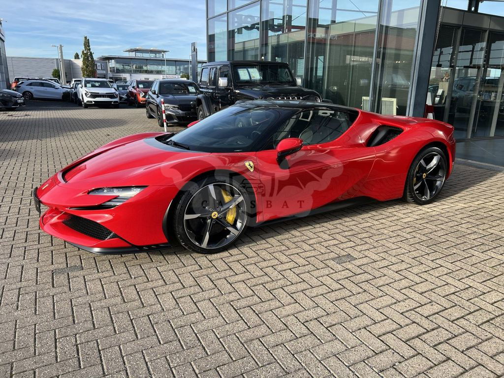 Ferrari SF90 2024