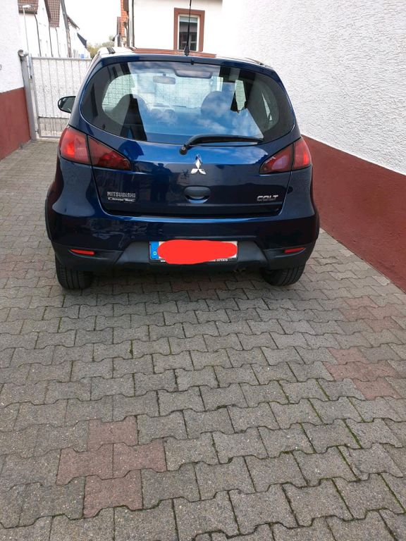 Mitsubishi Colt 2011