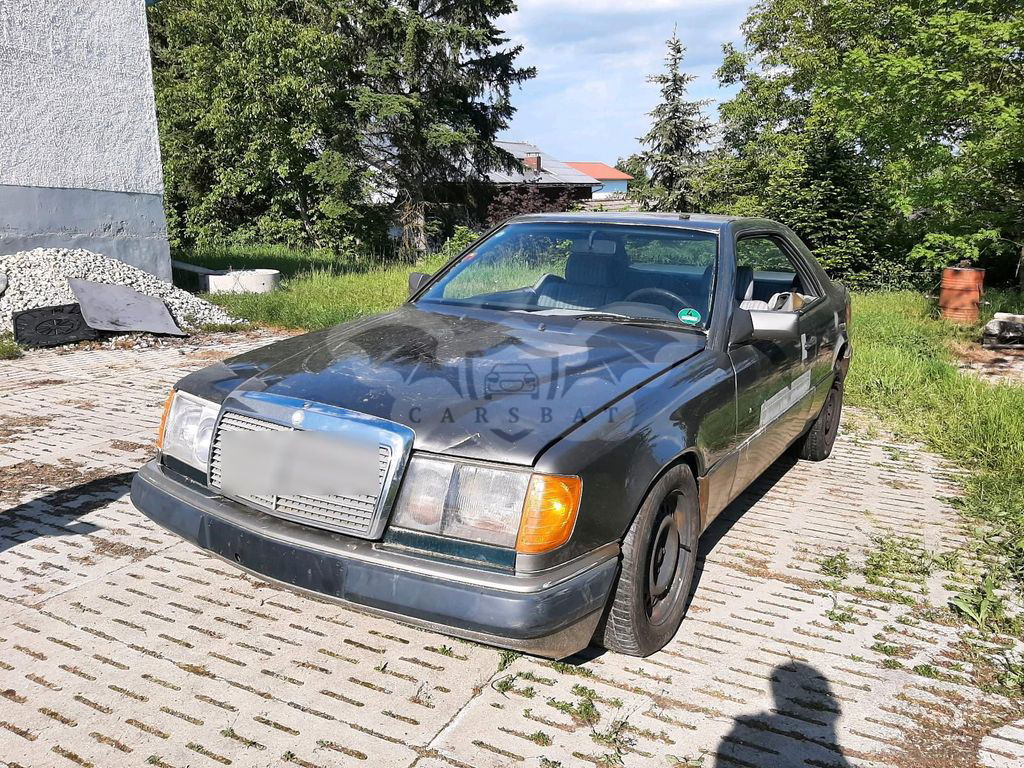 Mercedes-Benz CE 300 1990
