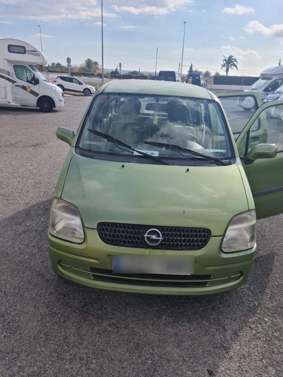 Opel Agila 2000