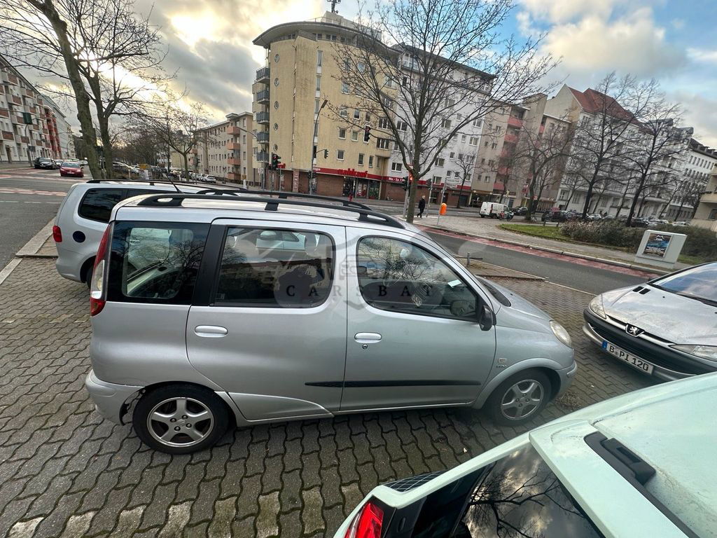 Toyota Verso 2004
