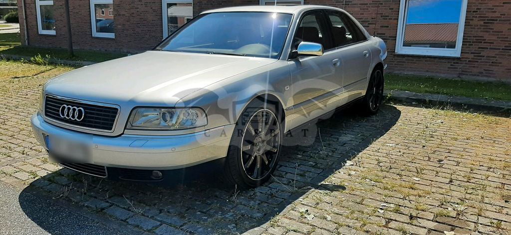 Audi A8 1999