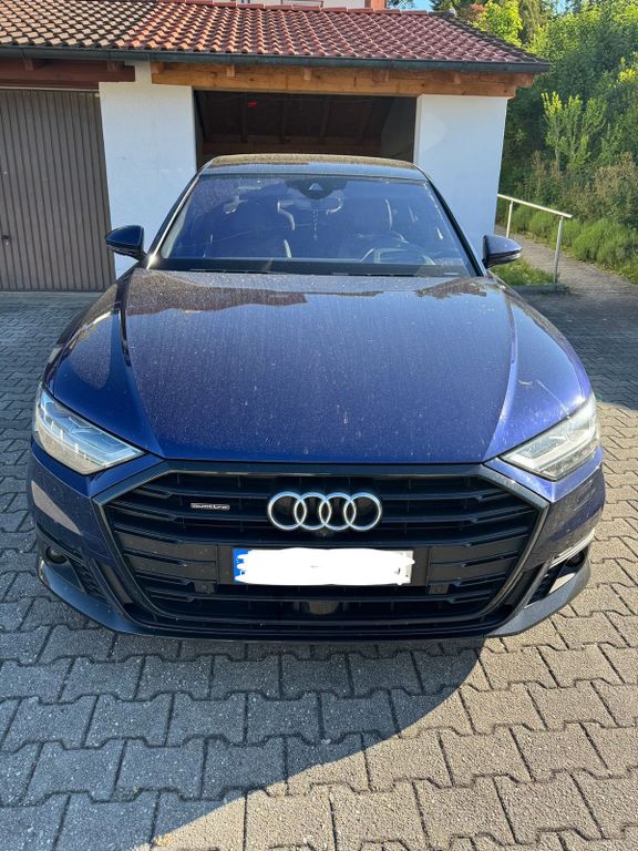 Audi A8 2021